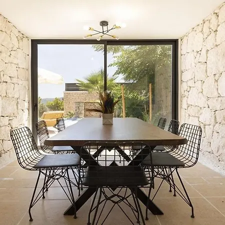 Villa Villa In Kalkan Sleeps 8 Includes Swimming Pool Air Con And Wifi 7 *