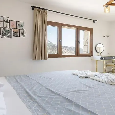 Villa In Kalkan Sleeps 8 Includes Swimming Pool Air Con And Wifi 7 Villa *